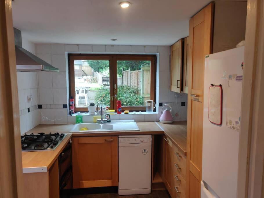 The Albany House Vacation Home Бат Экстерьер фото